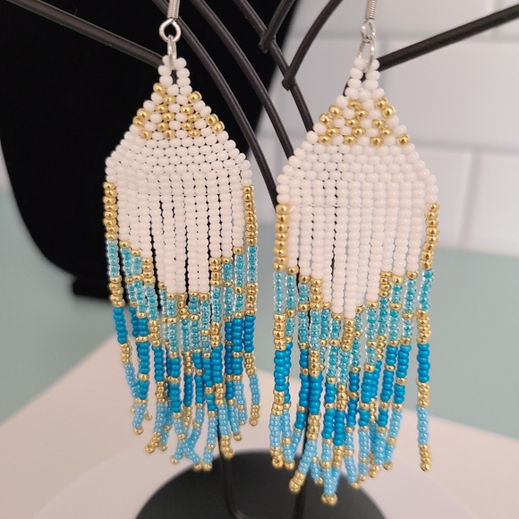 Handmade earrings( RESTOCKED) - Picture 7 of 9